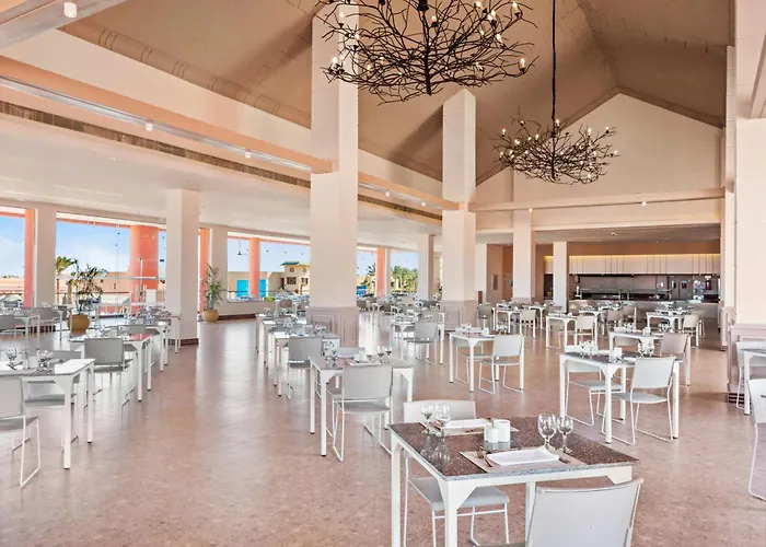 Pickalbatros Laguna Club Sheikh 5*