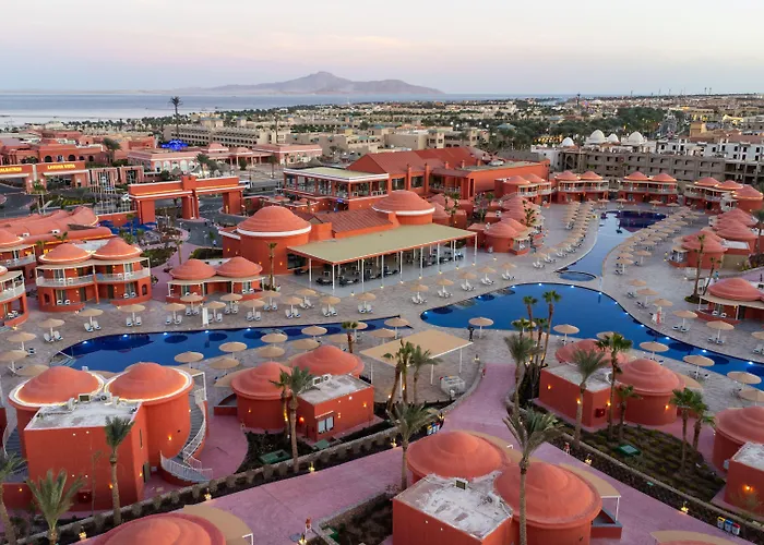 Pickalbatros Laguna Club Sheikh Resort 5*